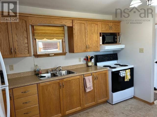 5419 Highway 344 — photo 13 of 40