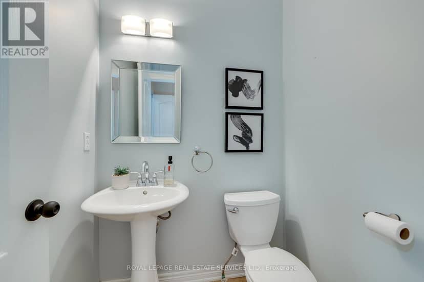 2346 Salcome Drive — photo 17 of 40