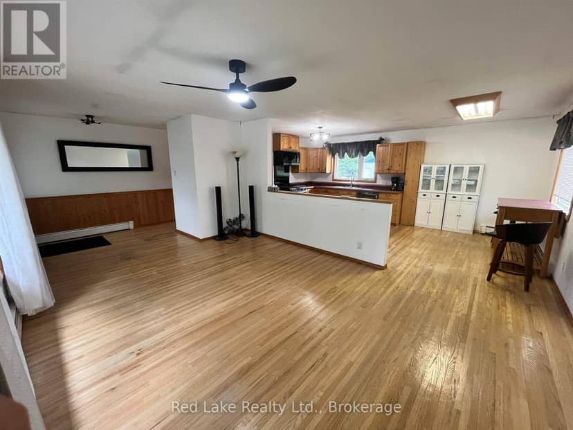 8 John Street, Ear Falls, photo 6