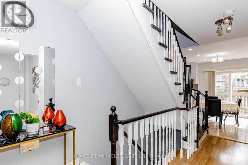 106 - 601 Shoreline Drive — photo 13 of 40