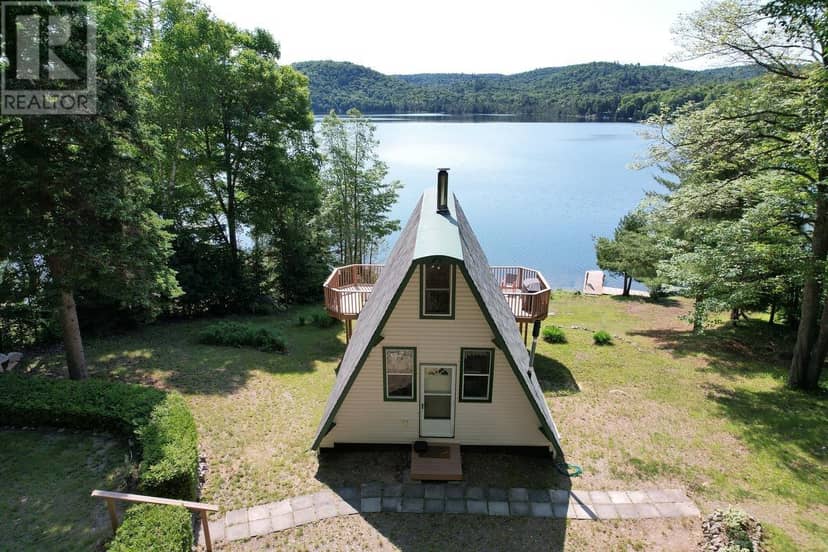 Lot 24 Devil's Lake — photo 2 of 37