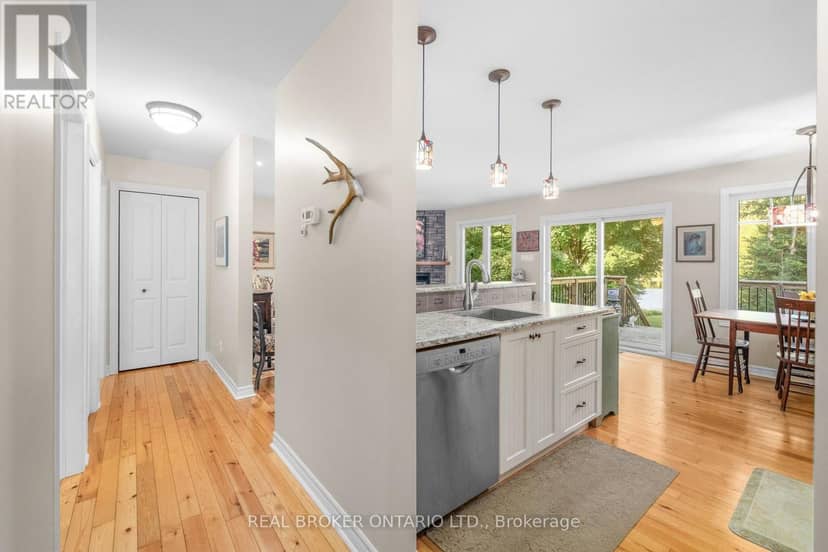 592 Caldwell Lane — photo 12 of 34