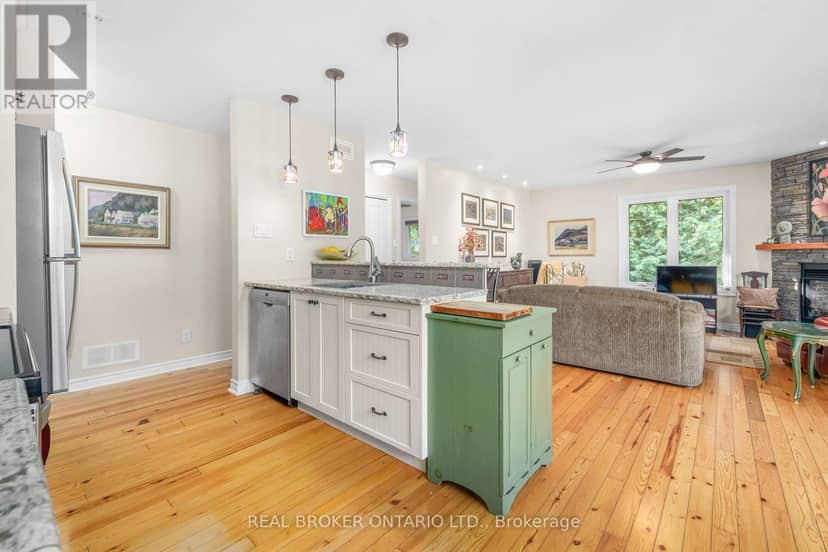 592 Caldwell Lane — photo 15 of 34