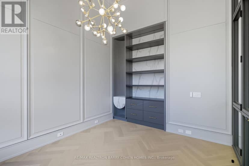 14 Glen Cedar Road — photo 4 of 40