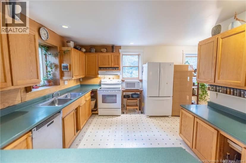 18 Campbell's Hill — photo 14 of 40