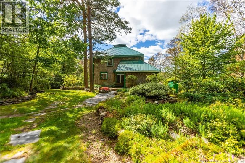 18 Campbell's Hill, Sackville, photo 2