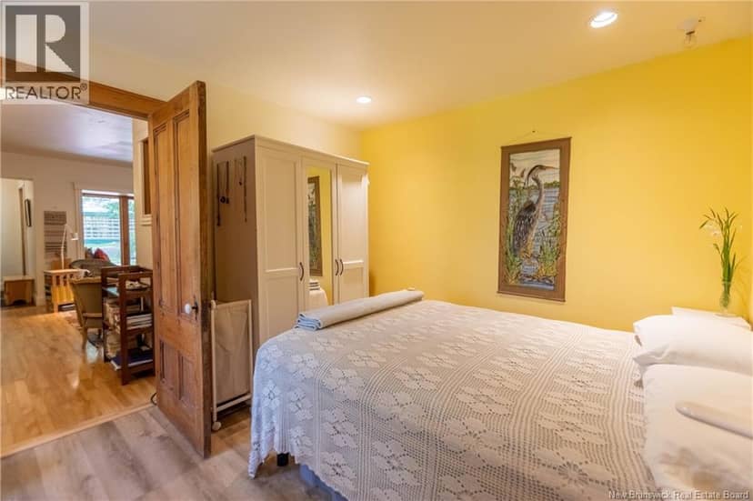 18 Campbell's Hill — photo 23 of 40