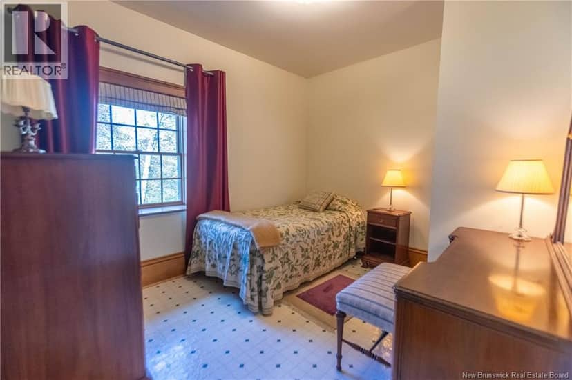 18 Campbell's Hill — photo 35 of 40