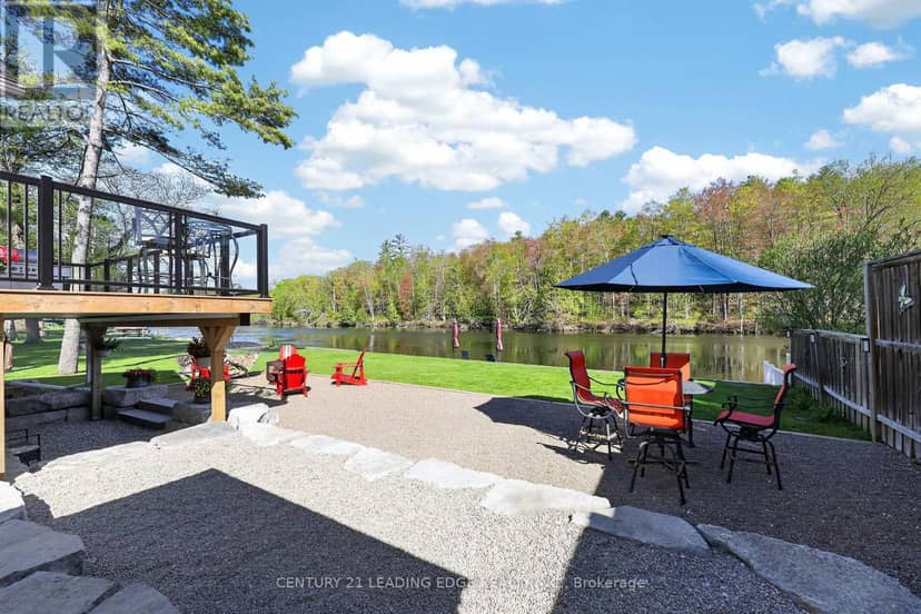 2996 Moynes Road — photo 36 of 40