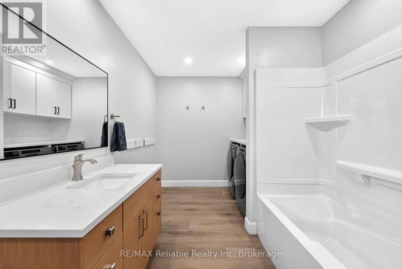 34946 A Zurich-Hensall Road — photo 29 of 40
