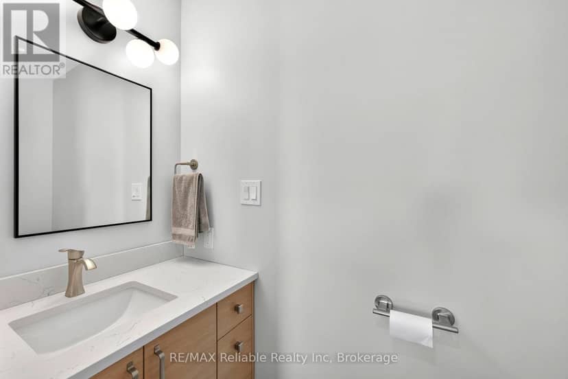 34946 A Zurich-Hensall Road — photo 9 of 40