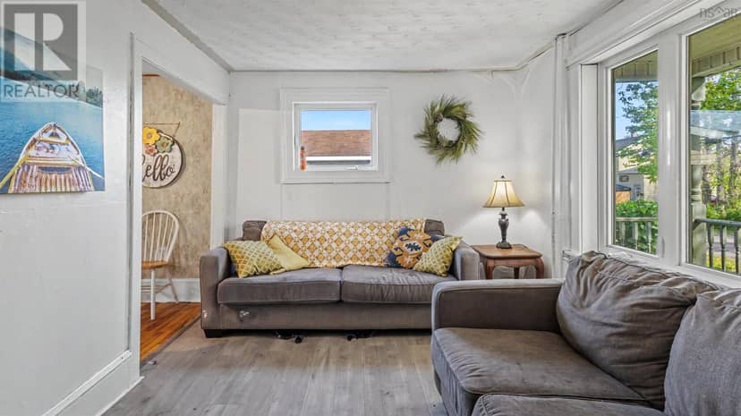 6 Grove Street — photo 15 of 31