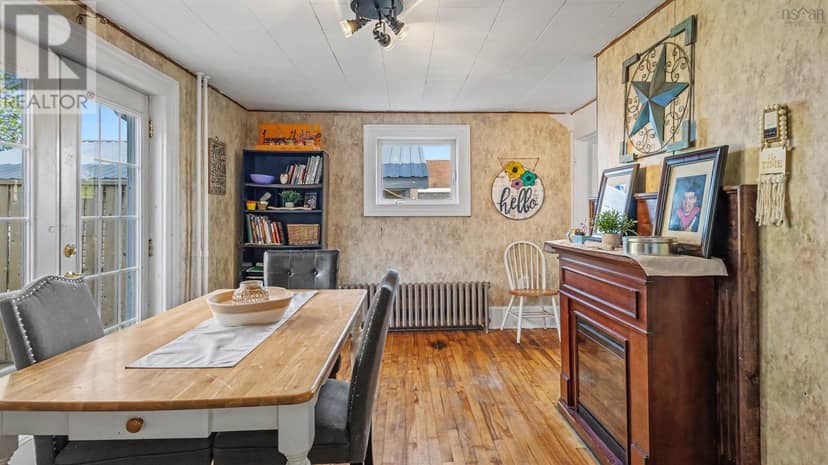 6 Grove Street — photo 16 of 31