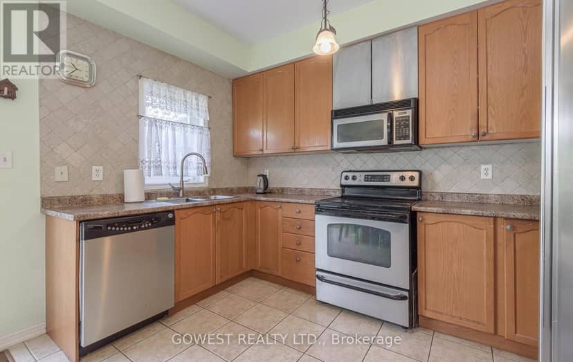 3045 Ferguson Drive — photo 8 of 36