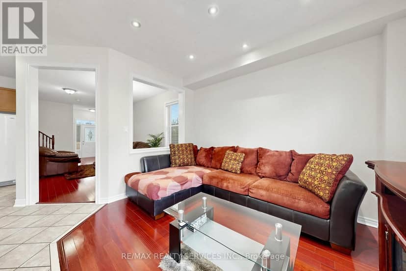 50 Rocky Point Crescent — photo 17 of 40