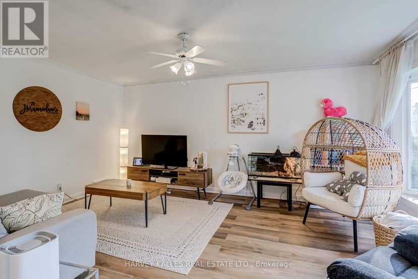 9 Sealcove Drive, Toronto, photo 8