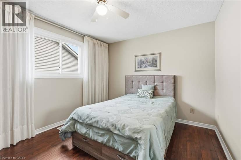 138 LIVINGSTON Avenue — photo 24 of 40