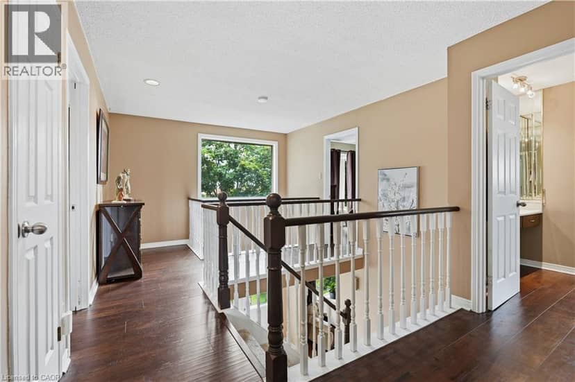 138 LIVINGSTON Avenue — photo 18 of 40