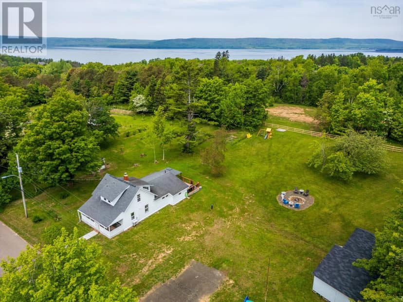 51 Shawmut Avenue, Clementsport, photo 2