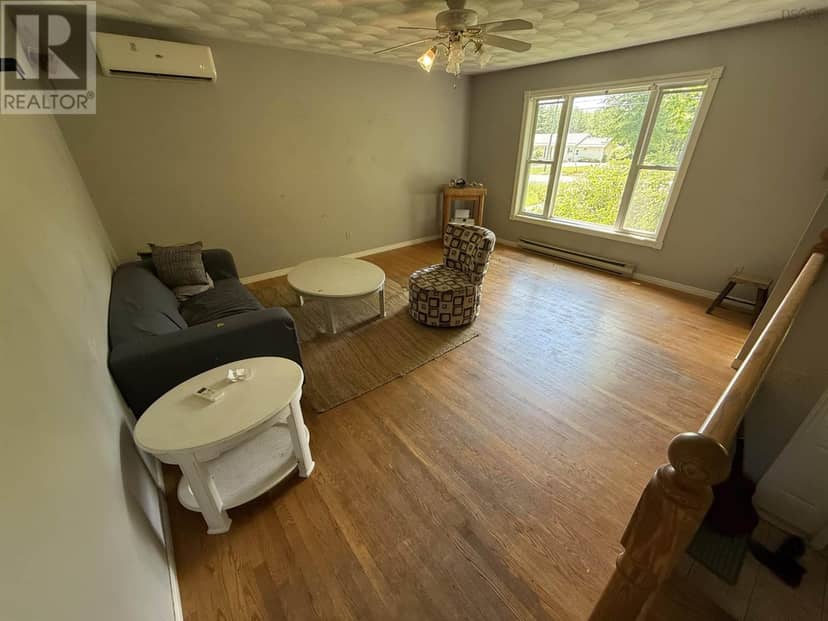 115 Dawson Heights, Pine Grove, photo 7