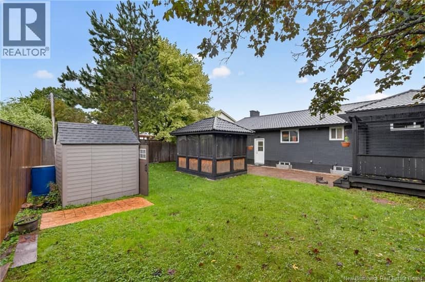 64 Athlone Avenue — photo 8 of 40