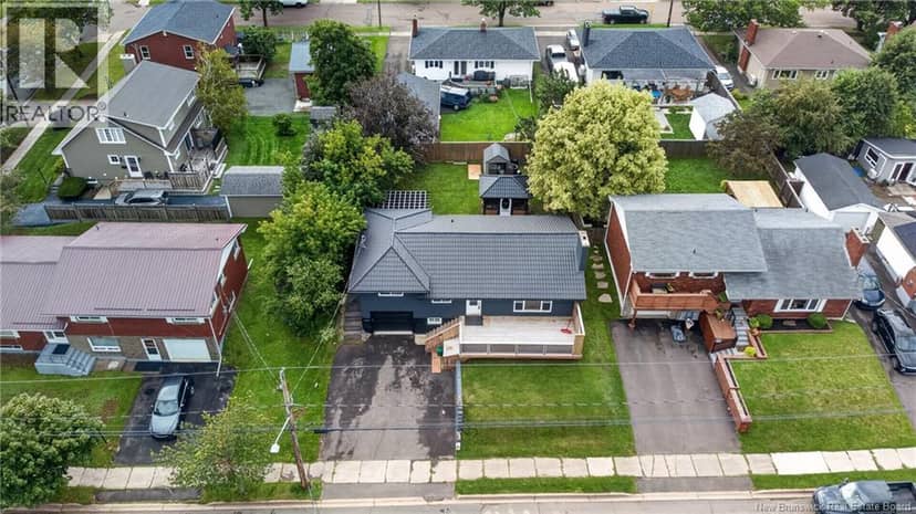64 Athlone Avenue — photo 9 of 40