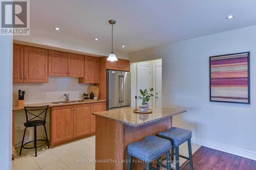 849 Broadway Boulevard — photo 12 of 40