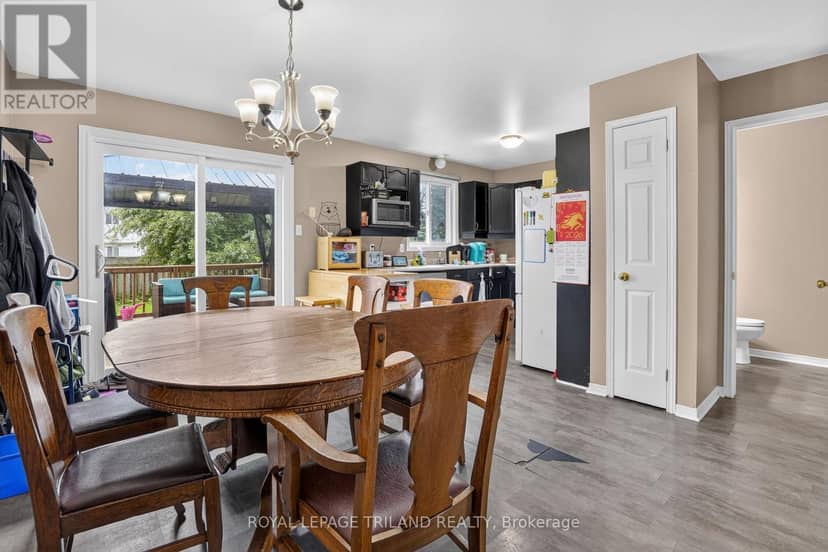 267 Fleming Drive, London East, photo 7