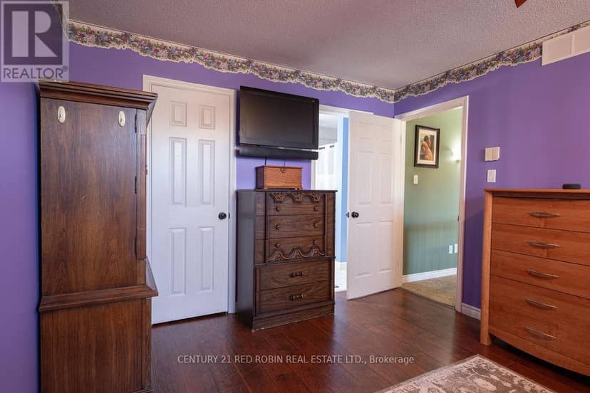 232 Thorne Drive — photo 19 of 39