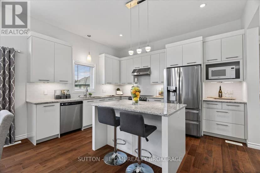 2361 Torrey Pines Way, London North, photo 6