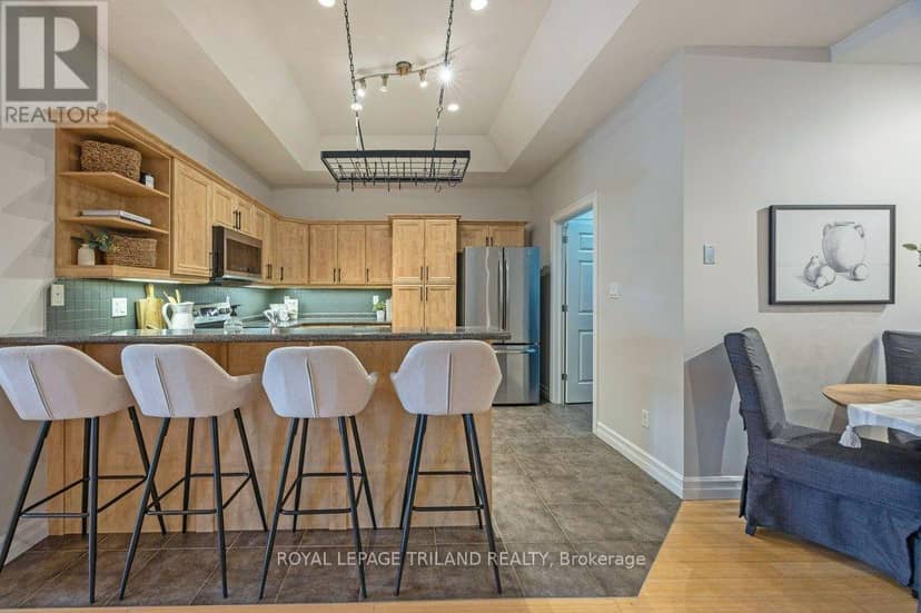 67 - 70 Tanoak Drive — photo 12 of 40