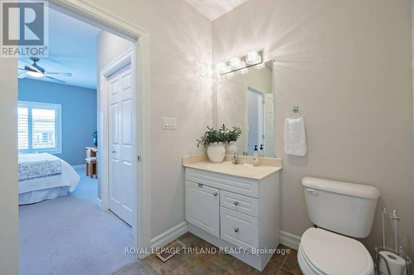 67 - 70 Tanoak Drive — photo 27 of 40
