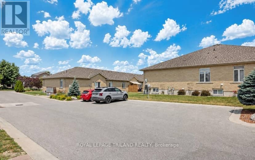 67 - 70 Tanoak Drive, London North, photo 3