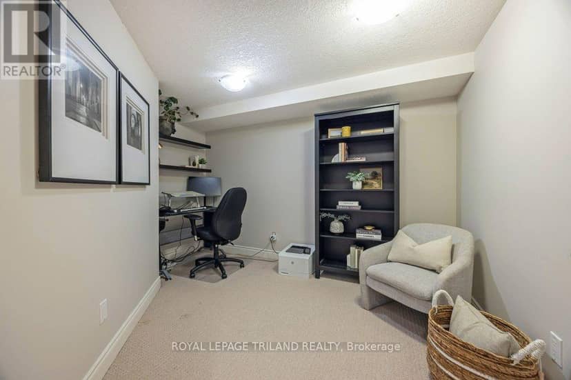 67 - 70 Tanoak Drive — photo 33 of 40