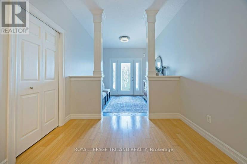 67 - 70 Tanoak Drive, London North, photo 6