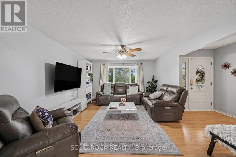 46 Cockburn Street — photo 8 of 38