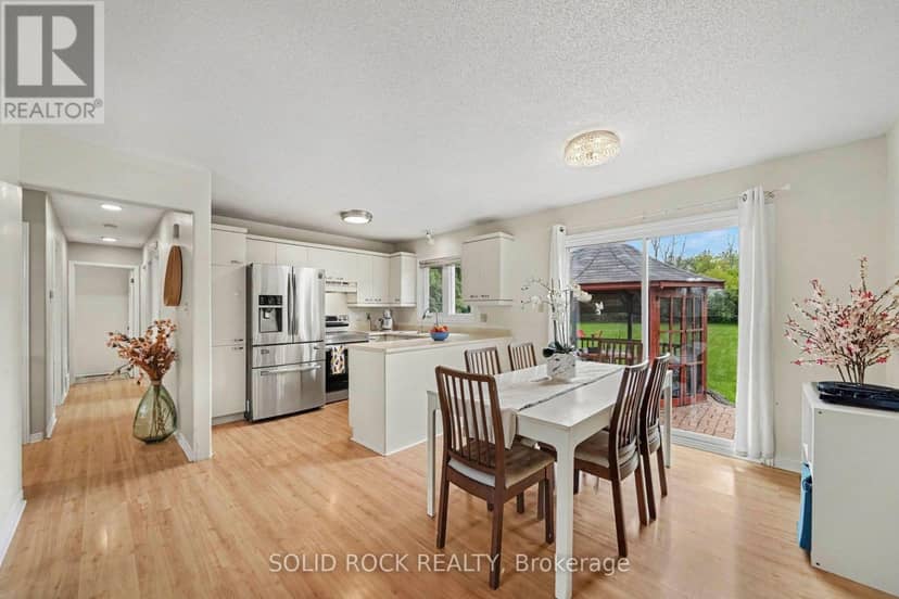 46 Cockburn Street — photo 9 of 38