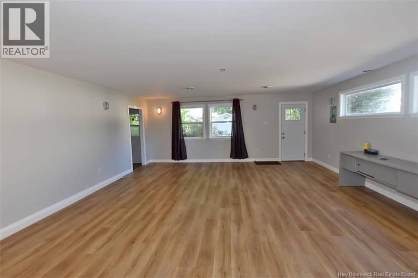 242 Highland Avenue — photo 34 of 40