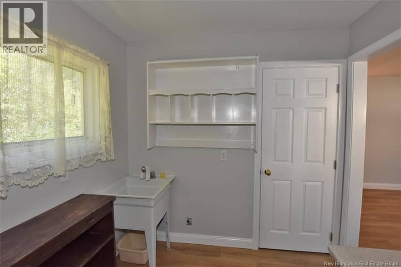 242 Highland Avenue — photo 37 of 40