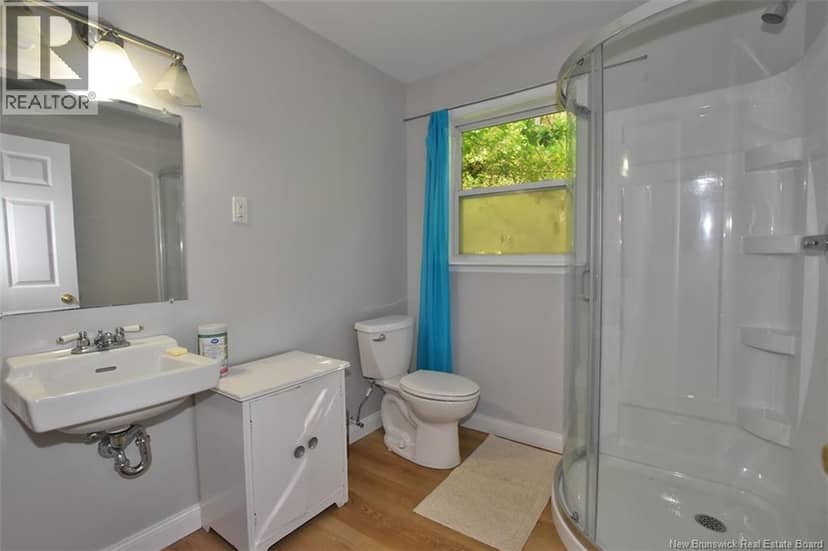 242 Highland Avenue — photo 38 of 40