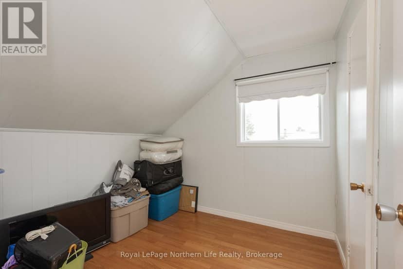 378 Nipissing Street — photo 34 of 39