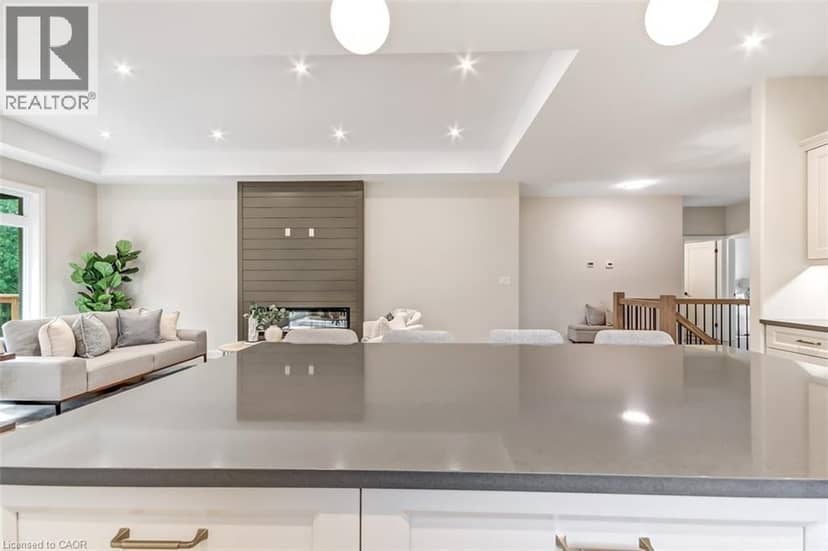 42 DUCHESS Drive — photo 18 of 35
