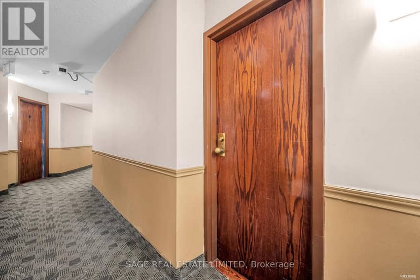 408 - 456 College Street — photo 26 of 40