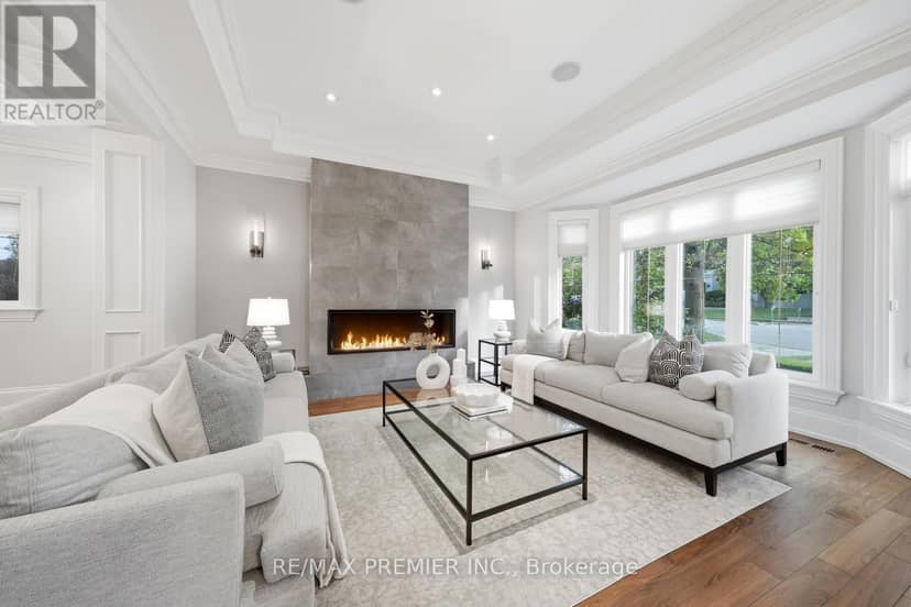 35 Normandale Crescent — photo 9 of 40