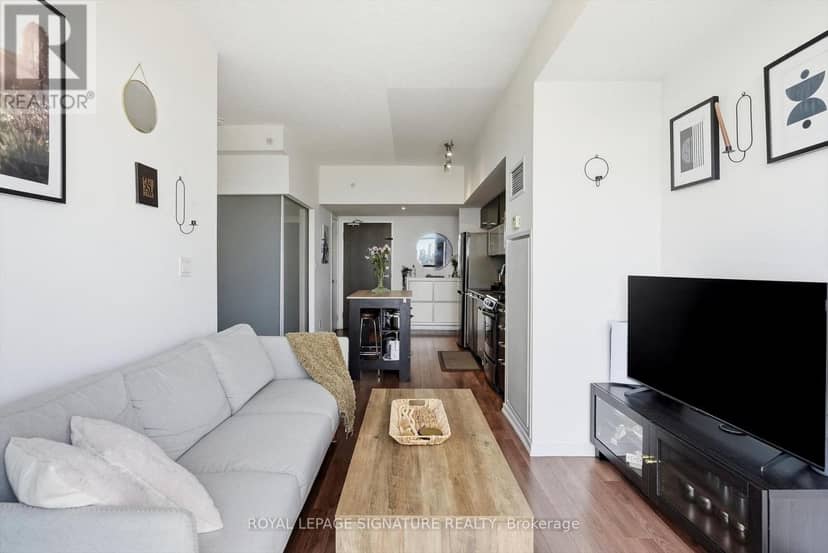 PH02 - 68 Abell Street — photo 11 of 36