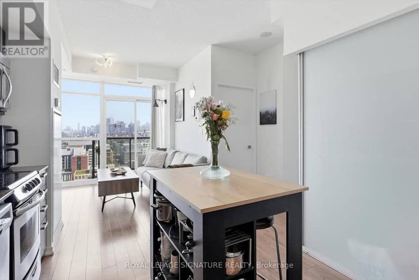 PH02 - 68 Abell Street — photo 6 of 36