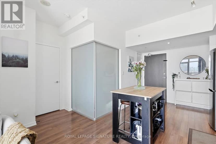 PH02 - 68 Abell Street — photo 7 of 36