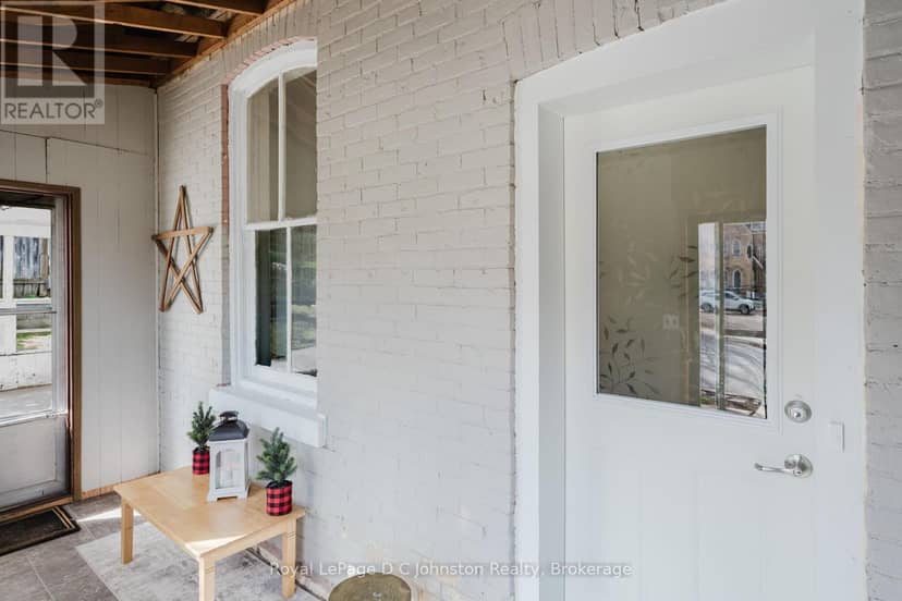 SW - 83 3rd Street — photo 8 of 32