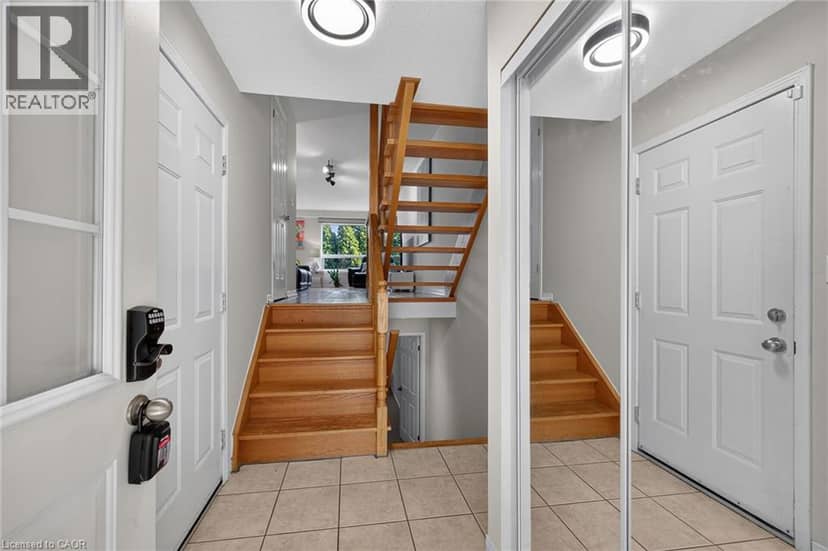 485 GREEN Road Unit# 30 — photo 3 of 40