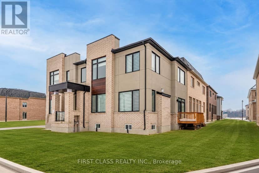 11 Godfrey Willis Drive, Markham, photo 2